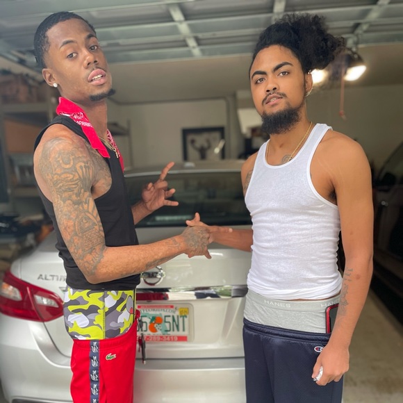 Meet your Posher, Gabriel - Picture 1 of 1